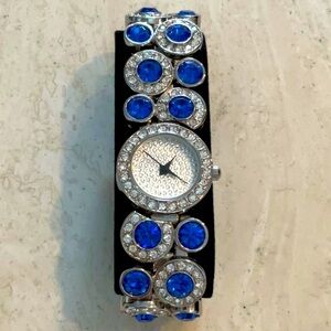 Swarovski Crystal Watch Suzanne Somers Simulated Diamonds & Sapphires Vintage